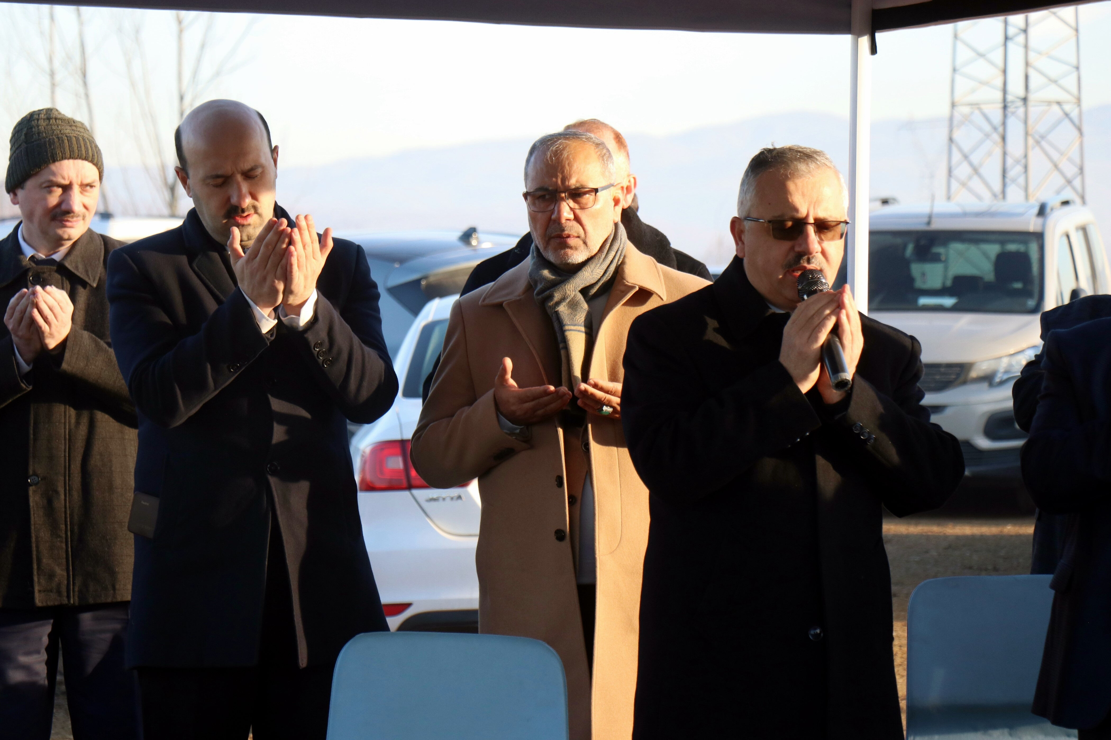 3 kişi ile yola çıktılar dünya markası oldular! Şimdi Sakarya'da 10 milyon dolarlık fabrikanın temelini attılar - 4. Resim