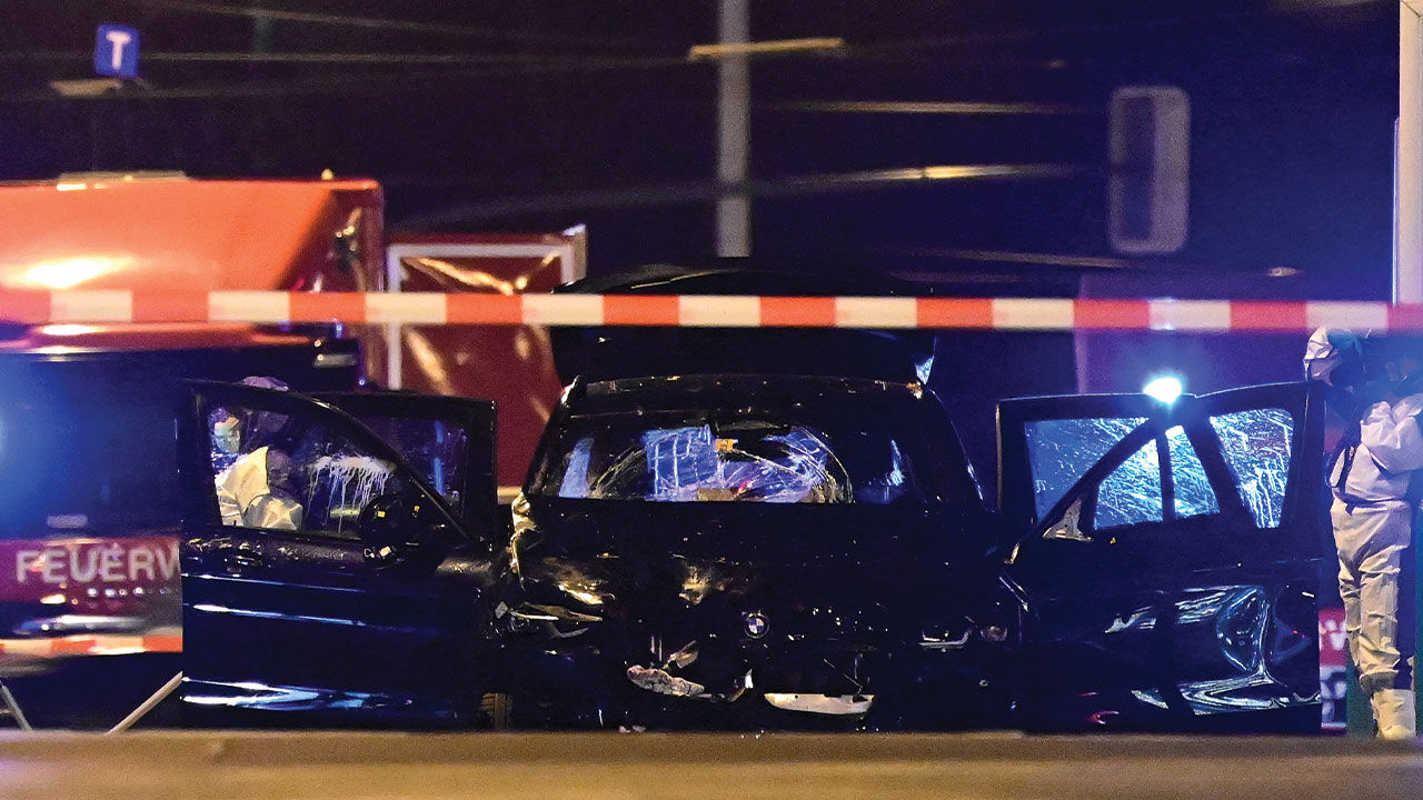 Almanya'da Noel pazarına yapılan saldırıda iki Türk vatandaşı yaralandı! Sağlık durumları hakkında ilk açıklama - 2. Resim
