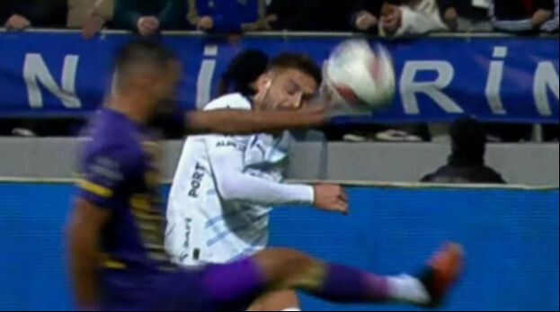 Eyüpspor-Fenerbahçe maçının tartışmalı pozisyonları için son noktayı koydu! Kırmızı, penaltılar ve dahası... - 5. Resim