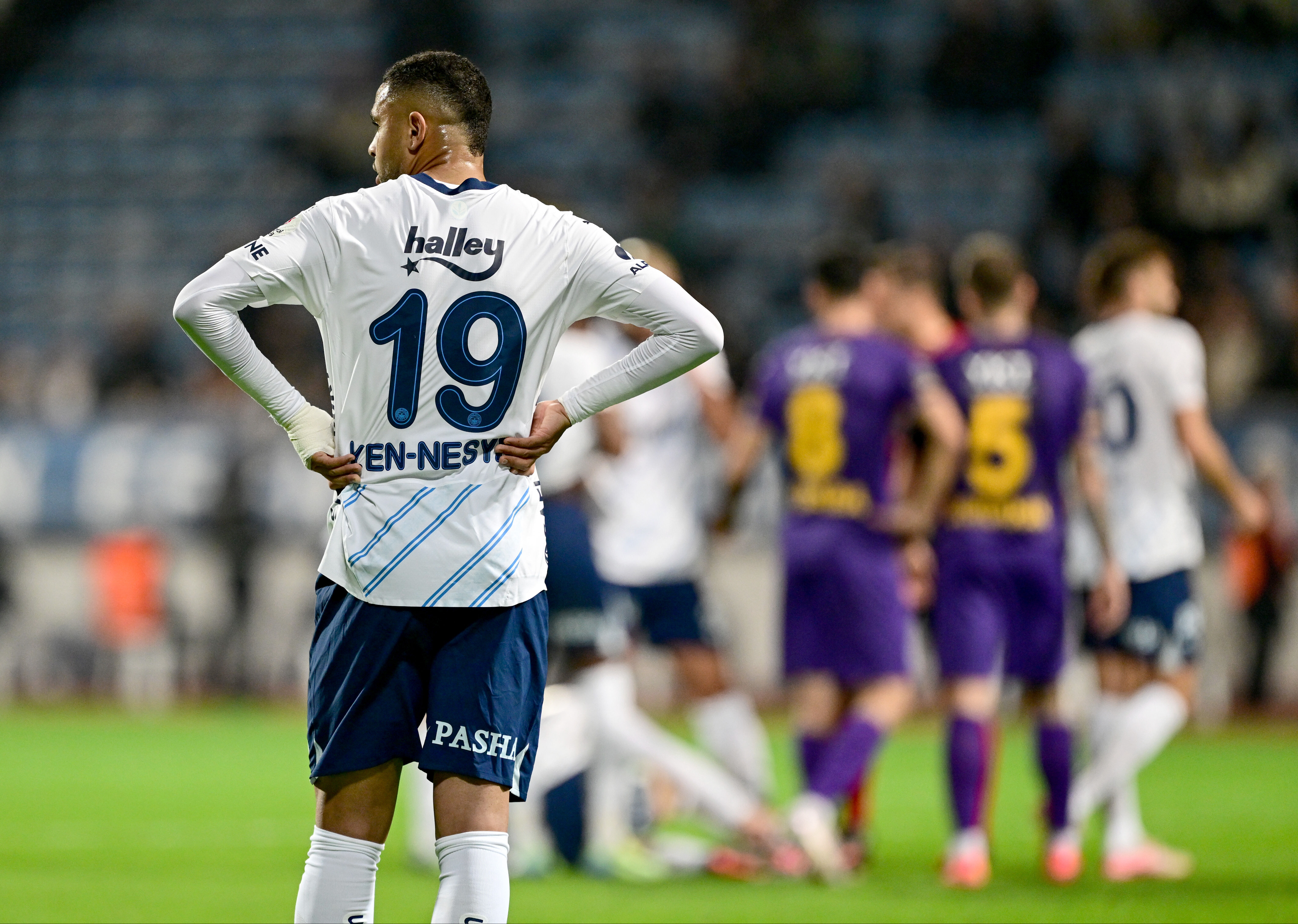 Fener zora gelemiyor! Deplasmanda puan bıraktı, zirve yarışında yara aldı - 1. Resim