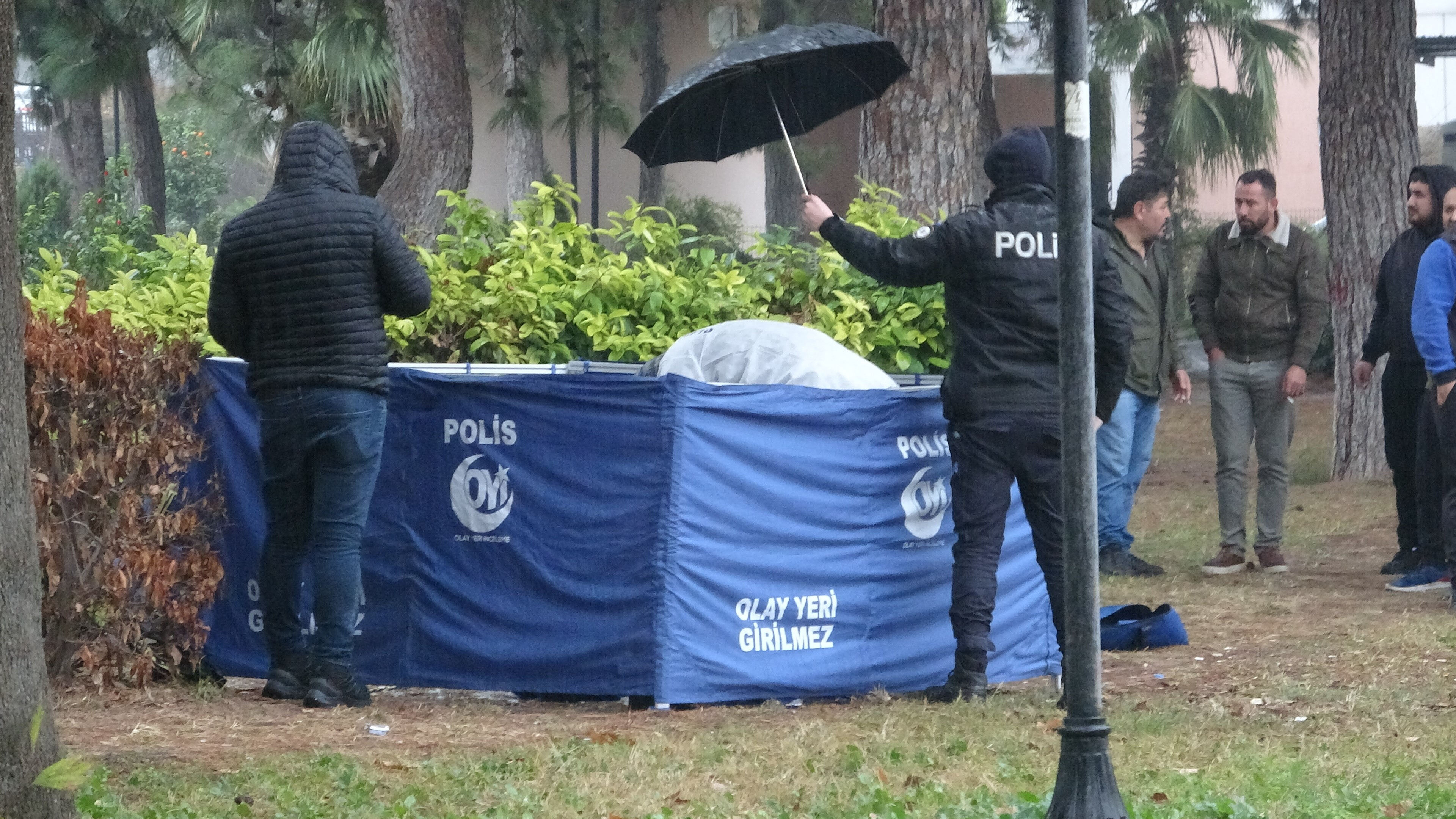 Mobilya ustası parkta ölü bulundu - 2. Resim