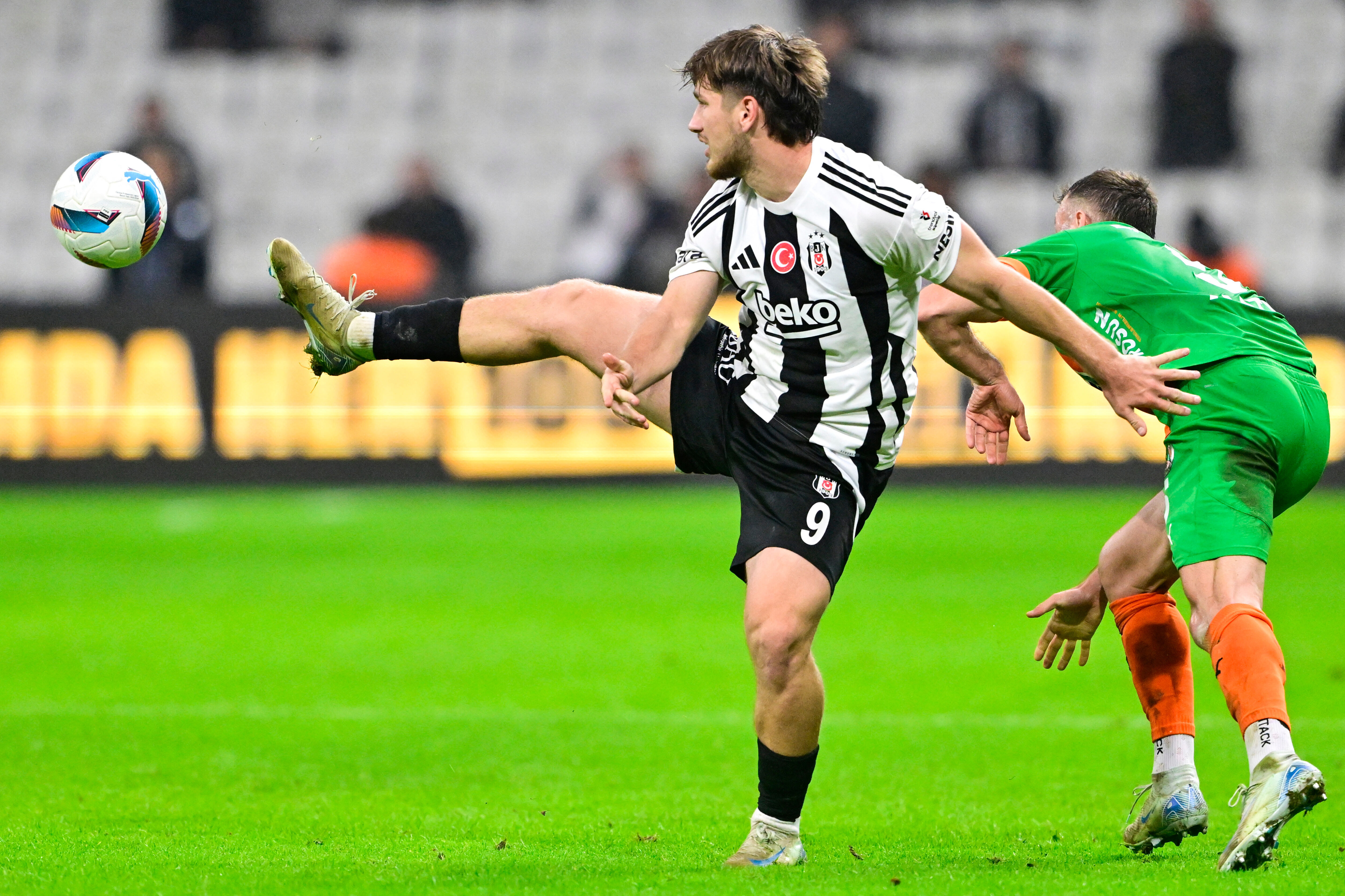 Beşiktaş Alanya'yı da geçemedi! Spor yazarları Beşiktaş için ne dedi? Beşiktaş Alanya'yı da geçemedi! Spor yazarları Beşiktaş için ne dedi? - 5. Resim