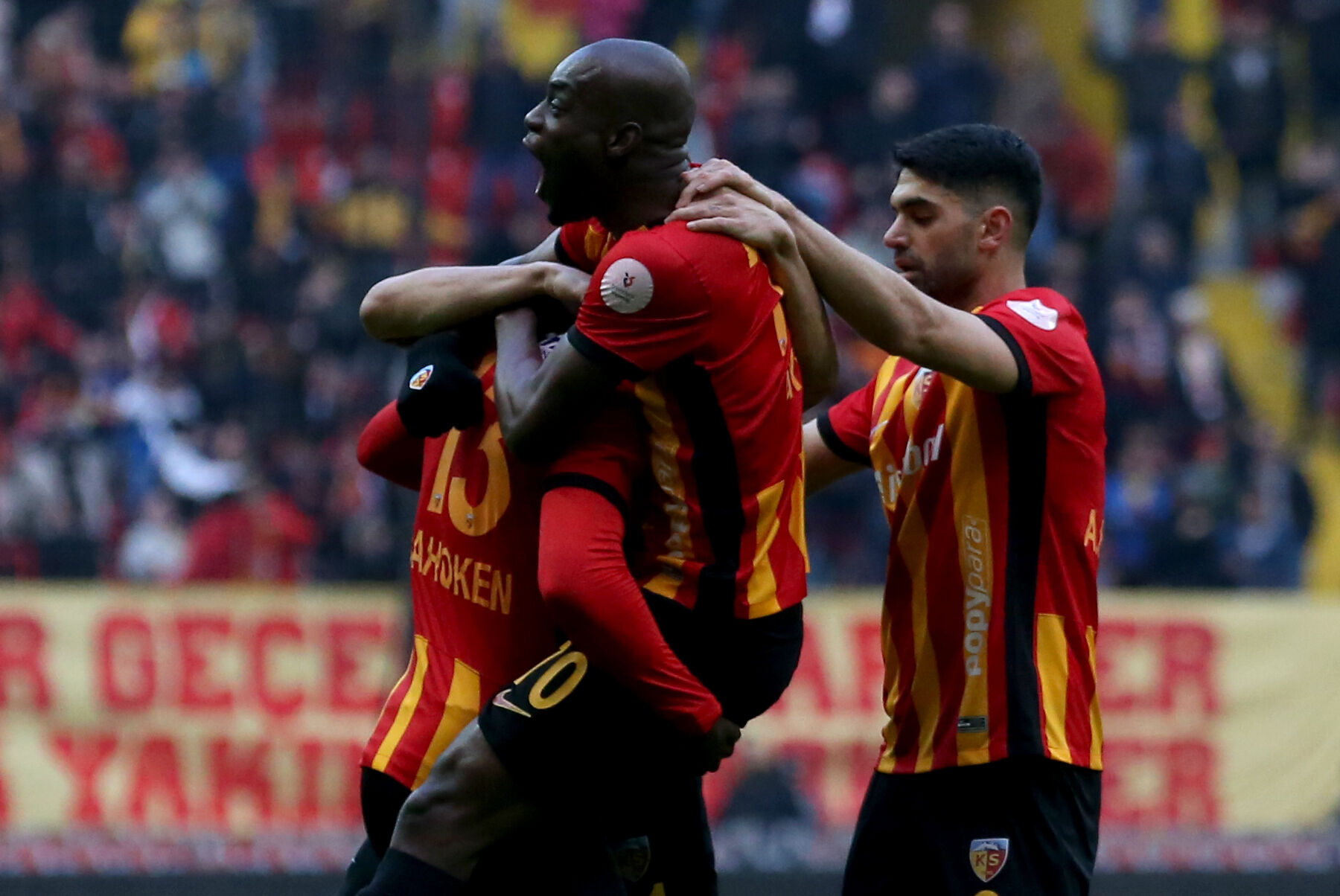 Kayseri'de gol yağmuru! Galatasaray'dan beş gollü galibiyet Kayserispor - Galatasaray | Canlı Anlatım - 1. Resim