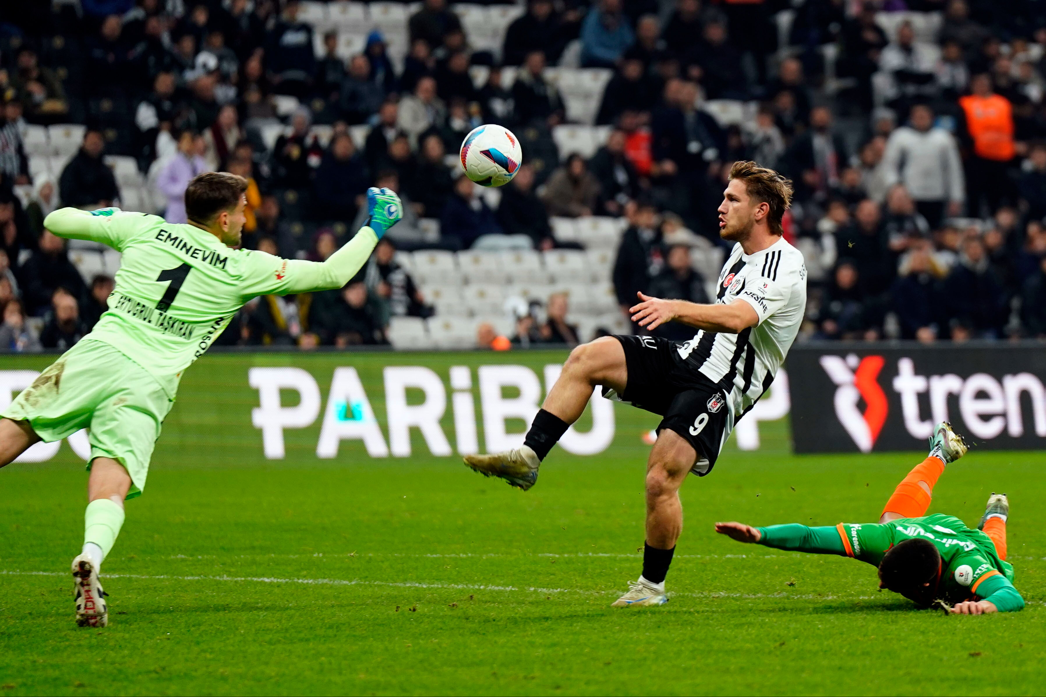 Tükenmişlik sendromu! Adana'ya kaybeden Beşiktaş evinde Alanyaspor’la da yenişemedi Tükenmişlik sendromu! Adana'ya kaybeden Beşiktaş evinde Alanyaspor’la da yenişemedi - 2. Resim
