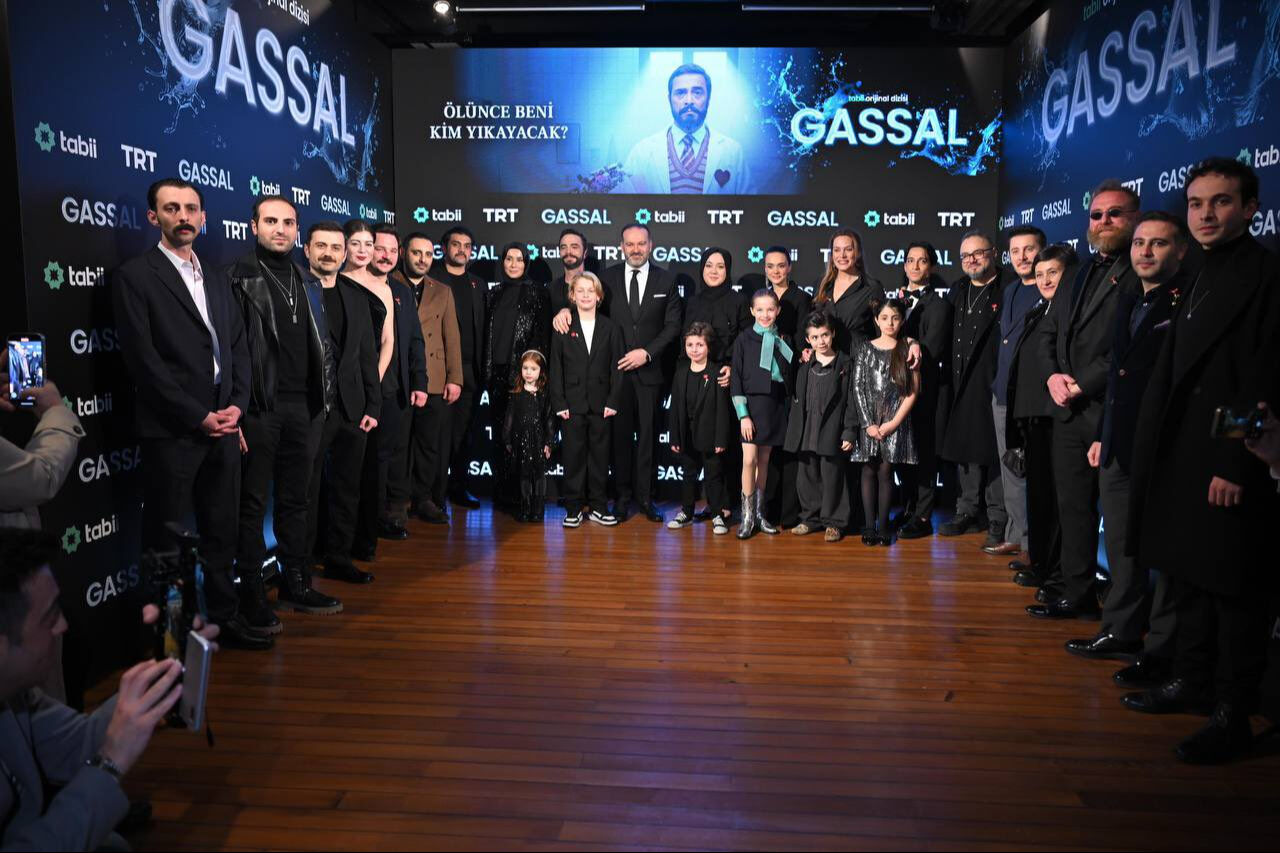 Aykırı ‘Gassal’in serüveni! Tabii’nin yeni yapımı daha afişleriyle tartışılmaya başlanmıştı Aykırı ‘Gassal’in serüveni! Tabii’nin yeni yapımı daha afişleriyle tartışılmaya başlanmıştı - 1. Resim