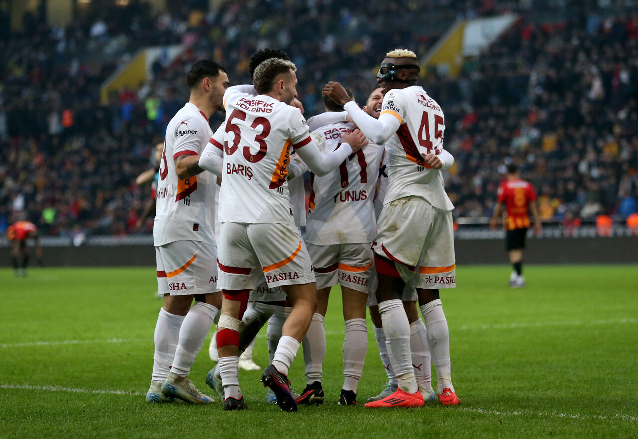 Galatasaray Kayseri'ye 5 attı, spor yazarlarından tam not aldı! 