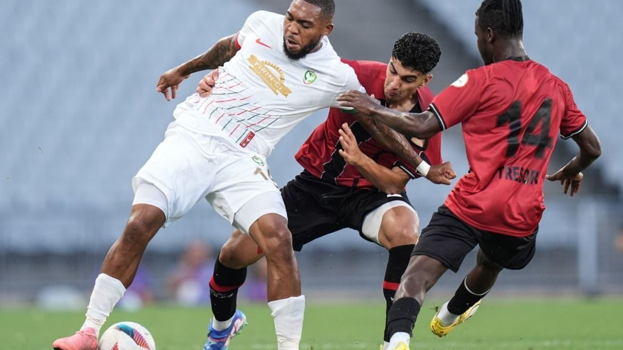 Maçın VAR hakemi Davut Dakul Çelik oldu! Amed SK - Ümraniyespor maçı hangi kanalda, ne zaman, saat kaçta? Maçın VAR hakemi Davut Dakul Çelik oldu! Amed SK - Ümraniyespor maçı hangi kanalda, ne zaman, saat kaçta? - 3. Resim