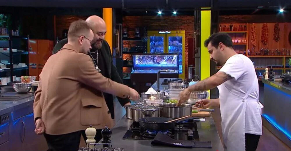 MasterChef'te ilk ceketi alan isim belli oldu! Rekor kırdı... MasterChef'te ilk ceketi alan isim belli oldu! Rekor kırdı... - 1. Resim