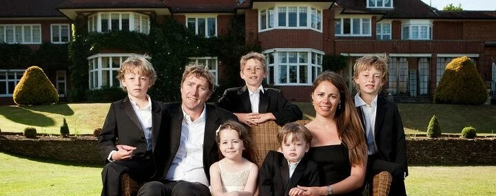 Osmanlı Hanedanlığı'nın soyundan gelen Ayşe Osmanoğlu merak edilen sorulara çarpıcı cevaplar verdi - 2. Resim