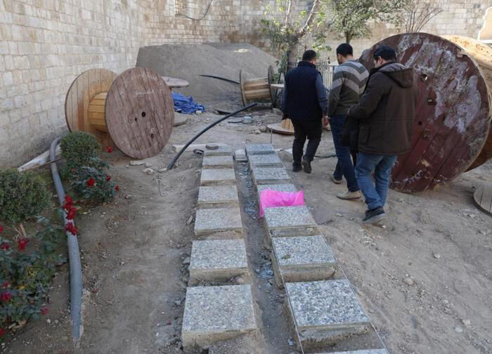 Sultan Vahideddin'in mezarı yeniden ihya edilecek! Şam'daki Süleymaniye Külliyesi'nin restorasyonu sürecek Sultan Vahideddin'in mezarı yeniden ihya edilecek! Süleymaniye Külliyesi'nin restorasyonu sürecek - 2. Resim