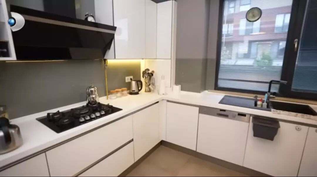 3+1 evinin kapılarını ilk kez açtı! Doğa ile iç içe yaşayan Nadide Sultan'ın lüks villasında yok yok... 3+1 evinin kapılarını ilk kez açtı! Doğa ile iç içe yaşayan Nadide Sultan'ın lüks villasında yok yok... - 7. Resim