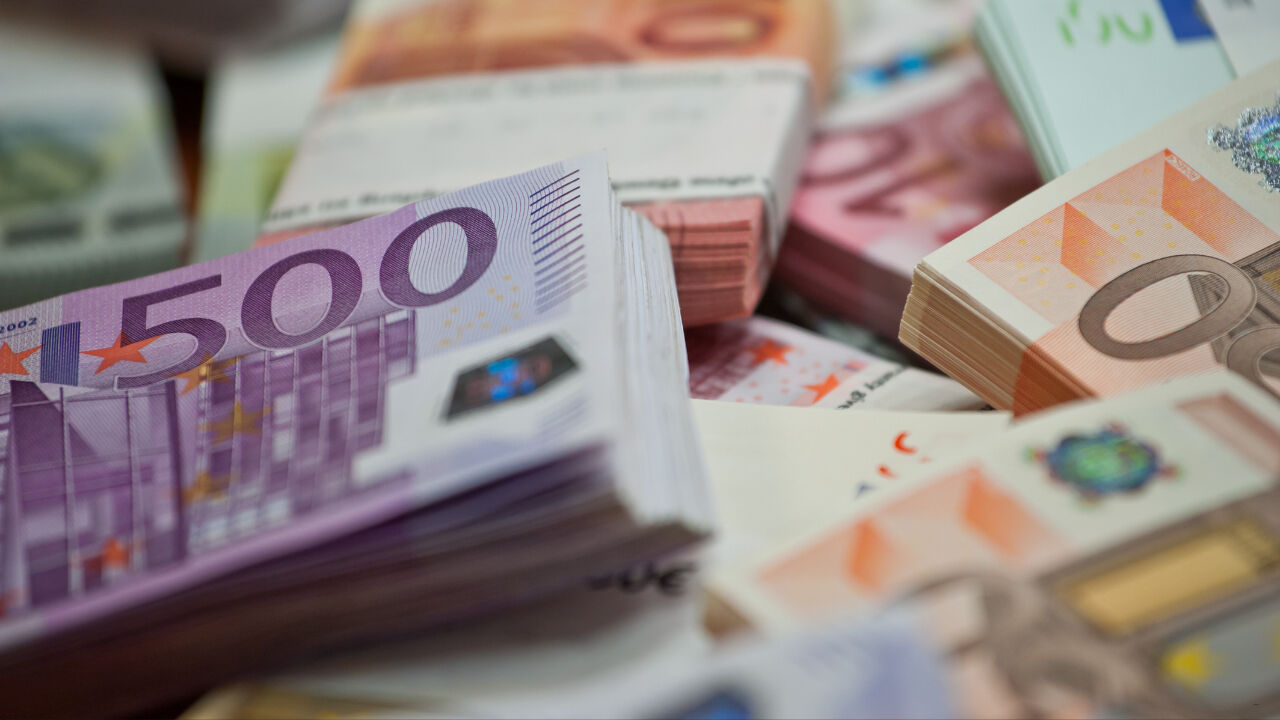 Almanya'da asgari ücret ne kadar? Türkiye'de 2025 net asgari ücret 22.104 TL oldu! - 1. Resim