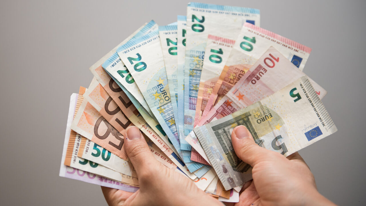 Almanya'da asgari ücret ne kadar? Türkiye'de 2025 net asgari ücret 22.104 TL oldu! - 3. Resim