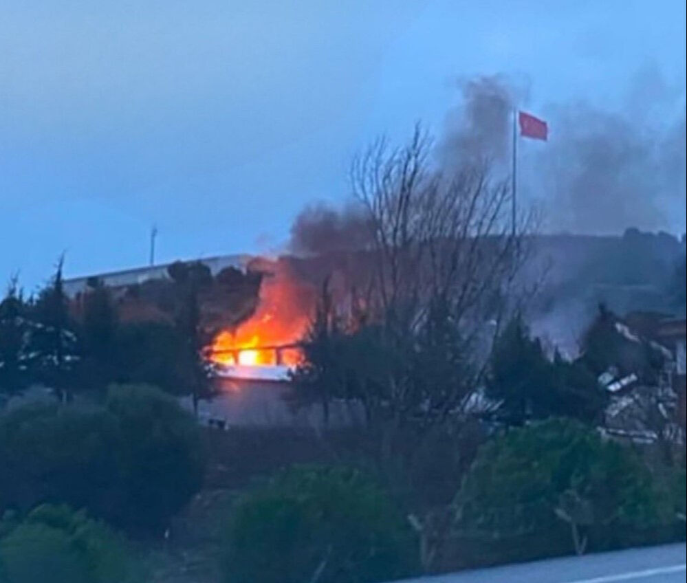 Balıkesir Karesi'de ZSR mühimmat fabrikasında patlama oldu! 11 kişi hayatını kaybetti Balıkesir'de patlama oldu! 12 kişi hayatını kaybetti - 1. Resim