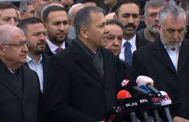 Balıkesir'deki fabrikada patlama neden oldu? Bakan Yerlikaya ölü sayısını duyurdu | Sabotaj iddialarına net cevap - 3. Resim