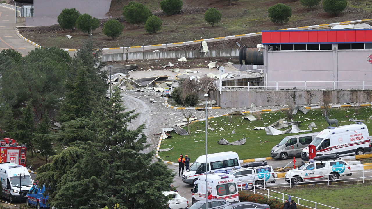 Balıkesir'deki fabrikada patlama neden oldu? Bakanlar facianın detaylarını aktardı - 1. Resim