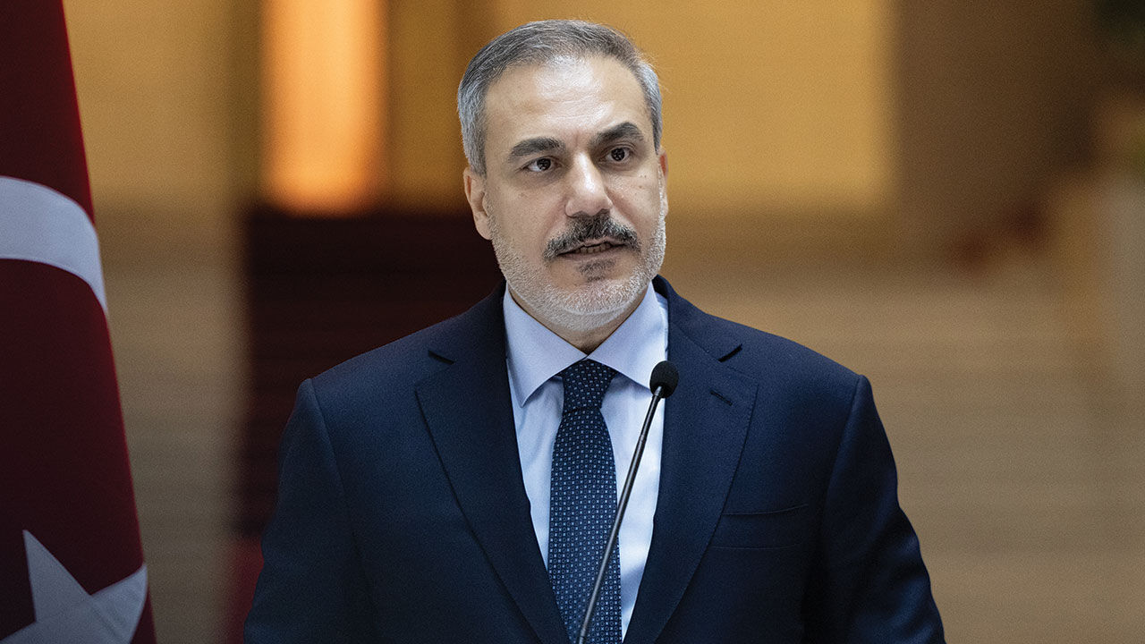 Dışişleri Bakanı Hakan Fidan'ın yeni hamlesi BAE! Bakan Fidan'dan iki günlük ziyaret Dışişleri Bakanı Hakan Fidan'ın yeni hamlesi BAE! Bakan Fidan'dan iki günlük ziyaret - 1. Resim