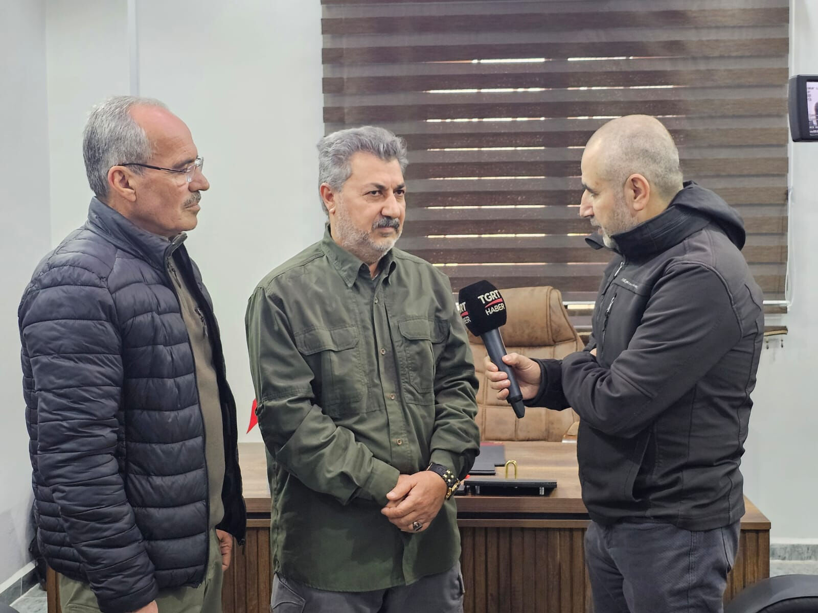 Suriye'de 300 bin kişilik ordu kurulacak! Yeni yapılanmaya TSK destek verecek Suriye'de 300 bin kişilik ordu kurulacak! Yeni yapılanmaya TSK destek verecek - 3. Resim