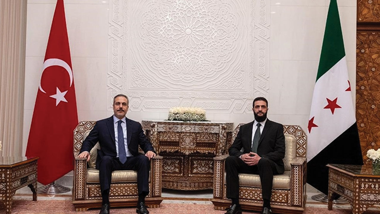 Suriye'deki muhalif gruplara ne olacak? Kararı Ahmed eş-Şara duyurdu Suriye'deki muhalif gruplara ne olacak? Kararı Ahmed eş-Şara duyurdu - 2. Resim