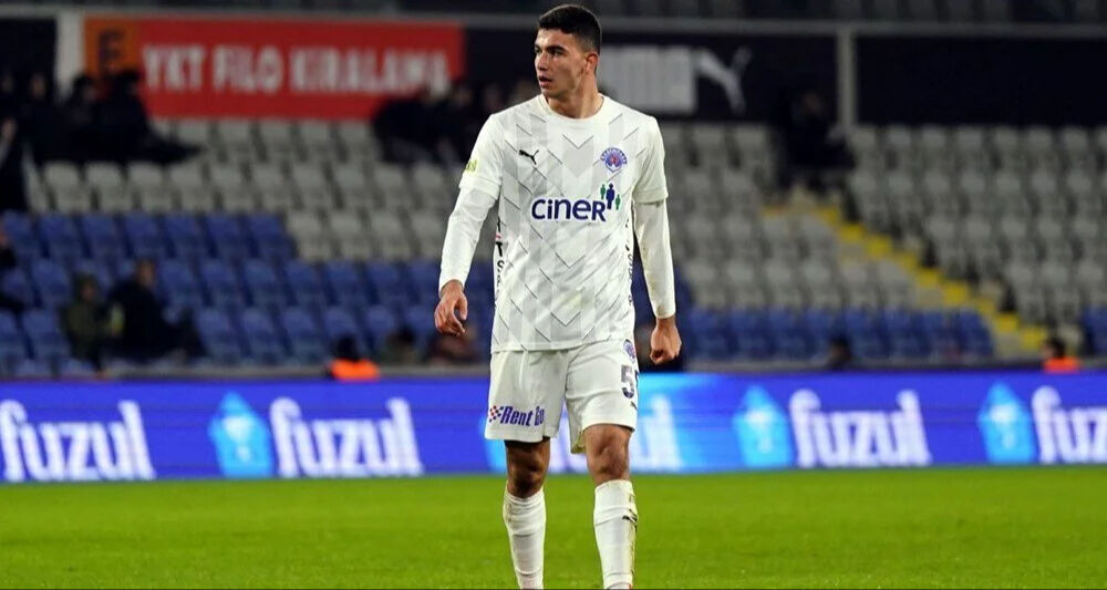 Yasin Özcan kimdir, kaç yaşında? Yasin Özcan Premier Lig'e gidiyor  - 1. Resim