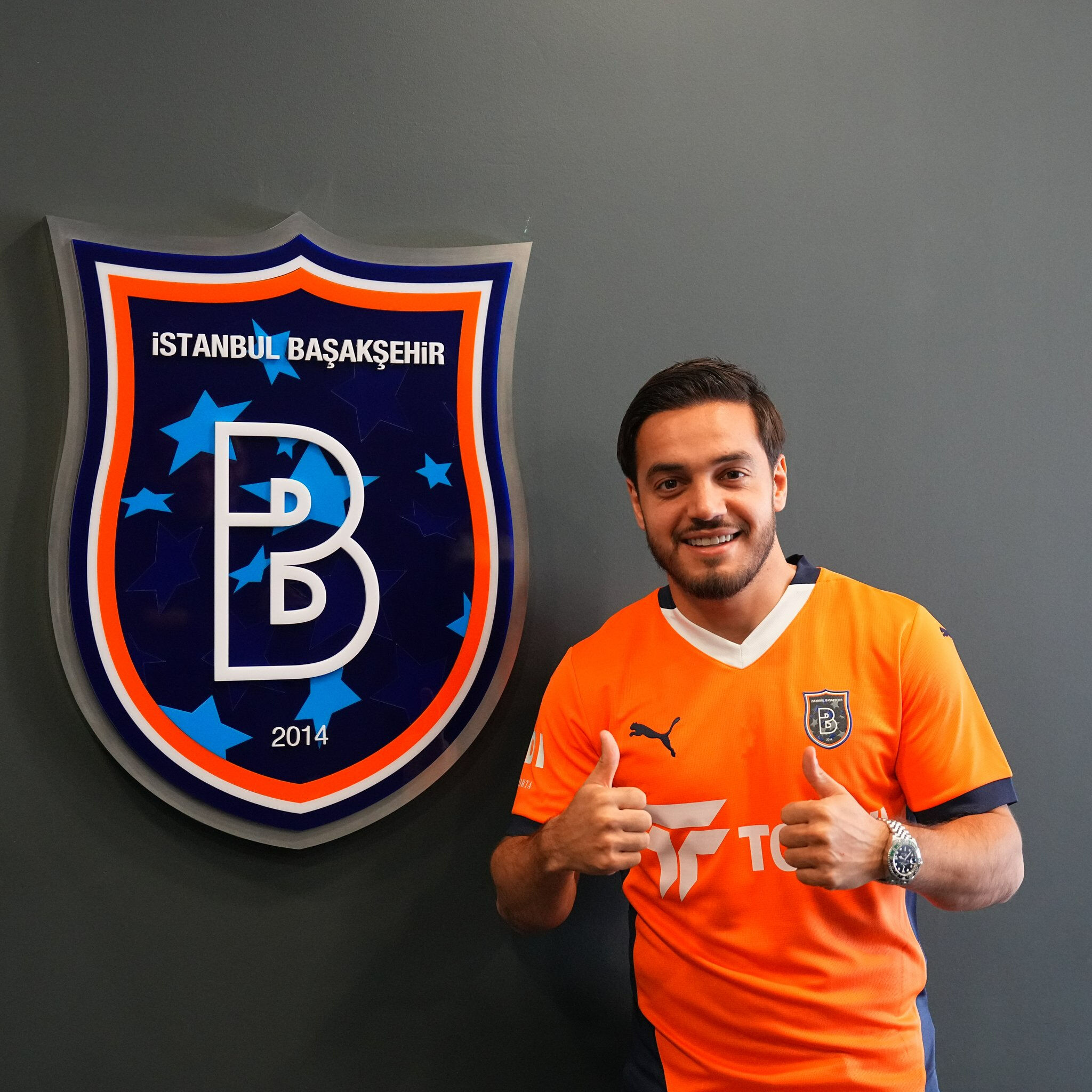 Adana Demirspor'dan ayrılan Yusuf Sarı Başakşehir'de Adana Demirspor'dan ayrılan Yusuf Sarı Başakşehir'de - 2. Resim