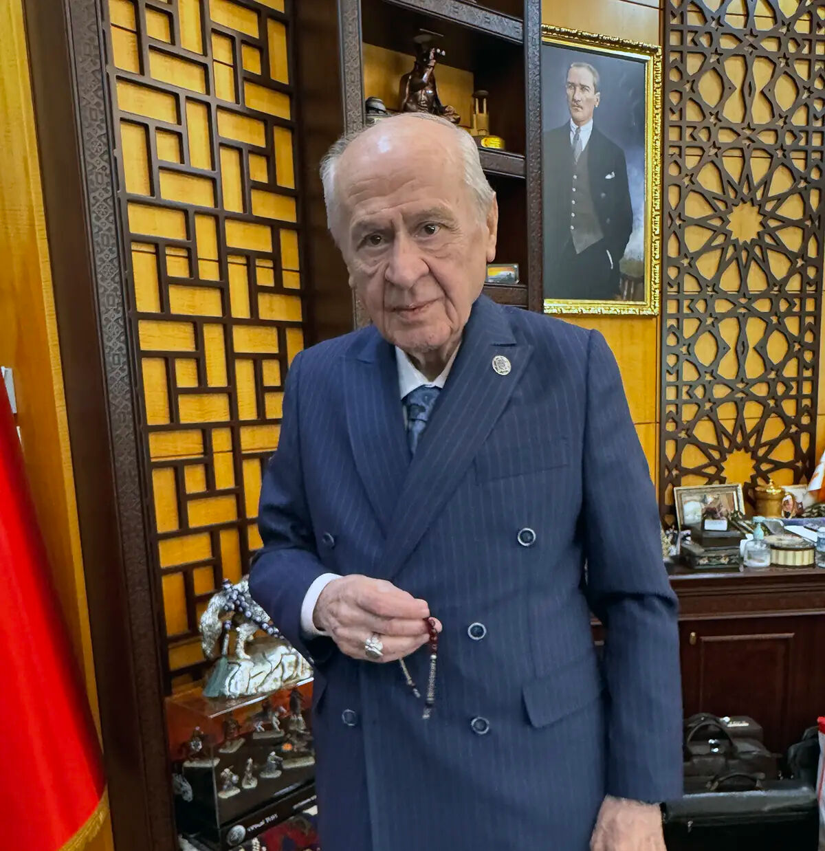 Bahçeli'den yeni Anayasa çağrısı: Kurulmasını istediği partinin adını açıkladı Bahçeli'den yeni Anayasa çağrısı: Kurulmasını istediği partinin adını açıkladı - 2. Resim