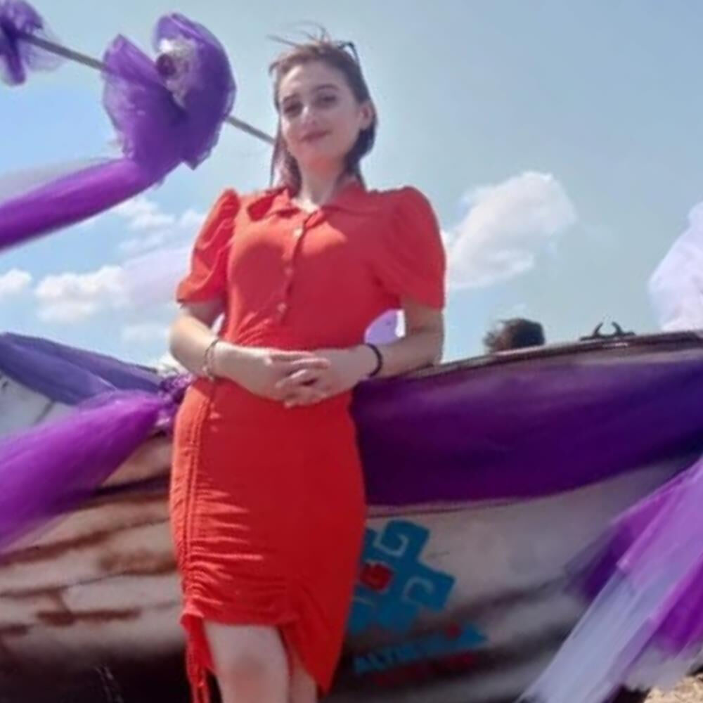 Balıkesir'deki patlamada ölenlerin cenazeleri ailelerine teslim edildi Balıkesir'deki patlamada ölenlerin cenazeleri ailelerine teslim edildi - 2. Resim