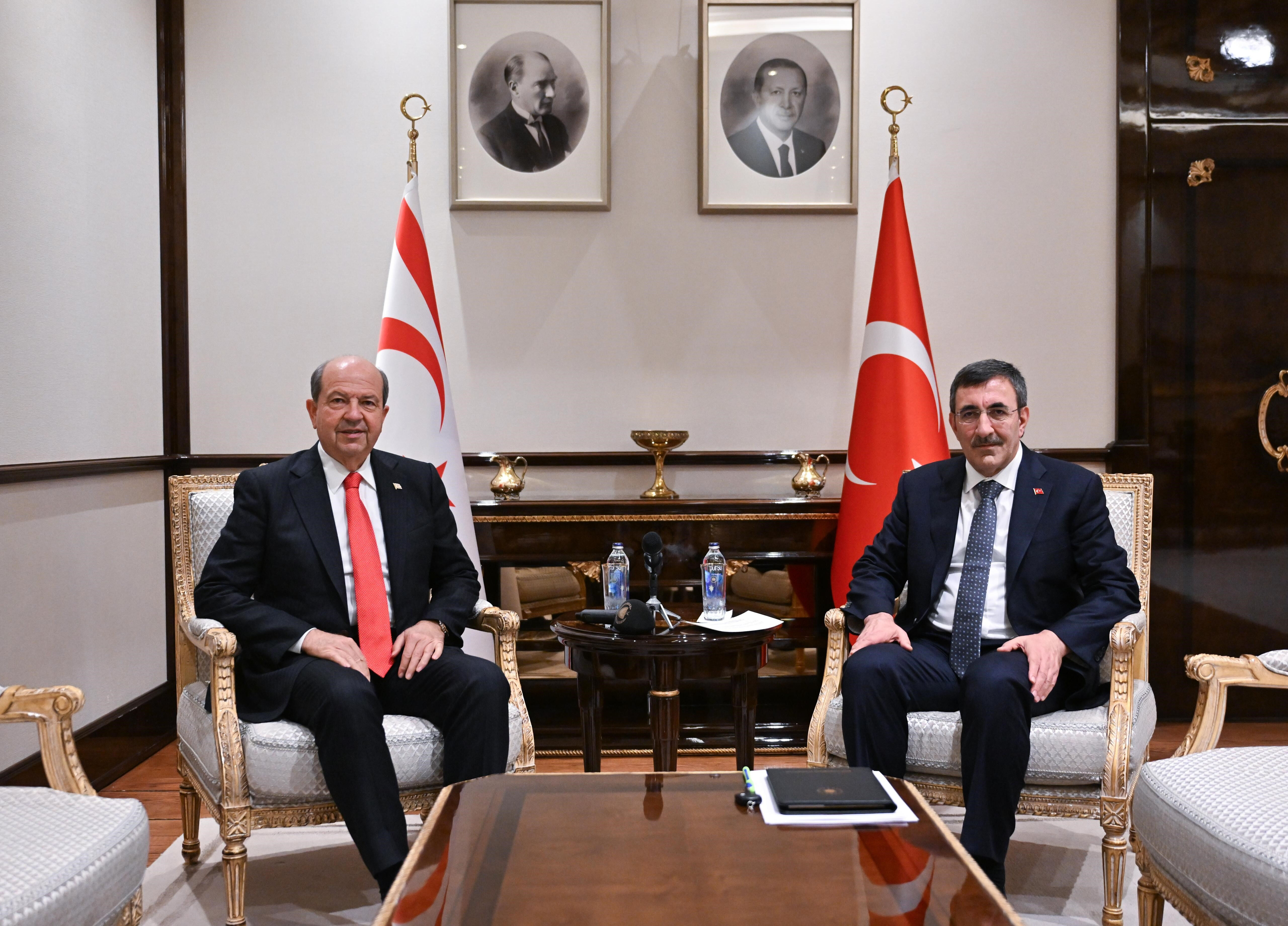 Cumhurbaşkanı Erdoğan, KKTC Cumhurbaşkanı Tatar ile görüştü - 2. Resim