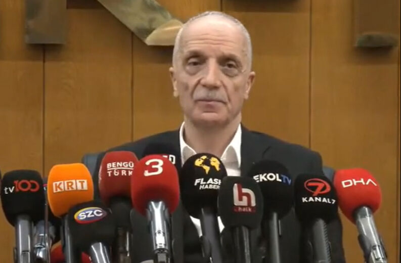 Özgür Özel ve TÜRK-İŞ Başkanı Atalay'dan asgari ücret açıklaması: Ülkeyi yönetenler taleplerimize kulak versin - 3. Resim
