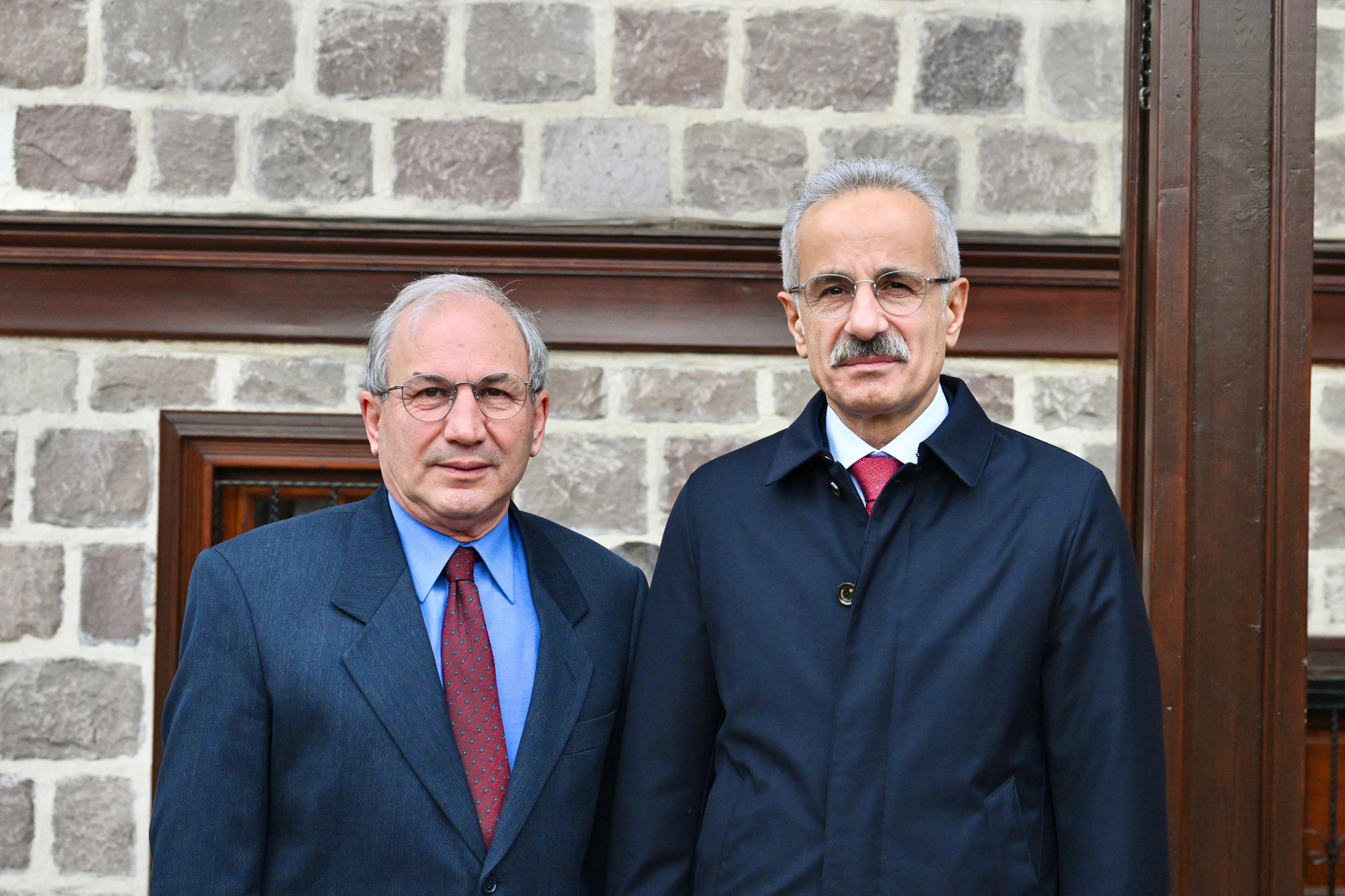 Şam ile deniz yetki anlaşması imzalanıyor! Bakan Uraloğlu duyurdu Şam ile deniz yetki anlaşması imzalanıyor! Bakan Uraloğlu duyurdu - 1. Resim