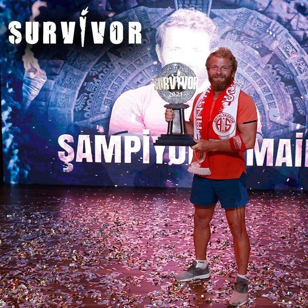 Survivor 2025 kadrosuna katılan İsmail Balaban kimdir? Eşi ile vedalaşması gündem oldu  - 1. Resim