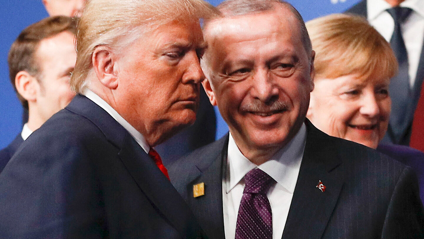 Flaş iddia: Trump Erdoğan'ın baskısıyla Suriye'den ABD askerlerini çekmeye karar verdi! - 1. Resim