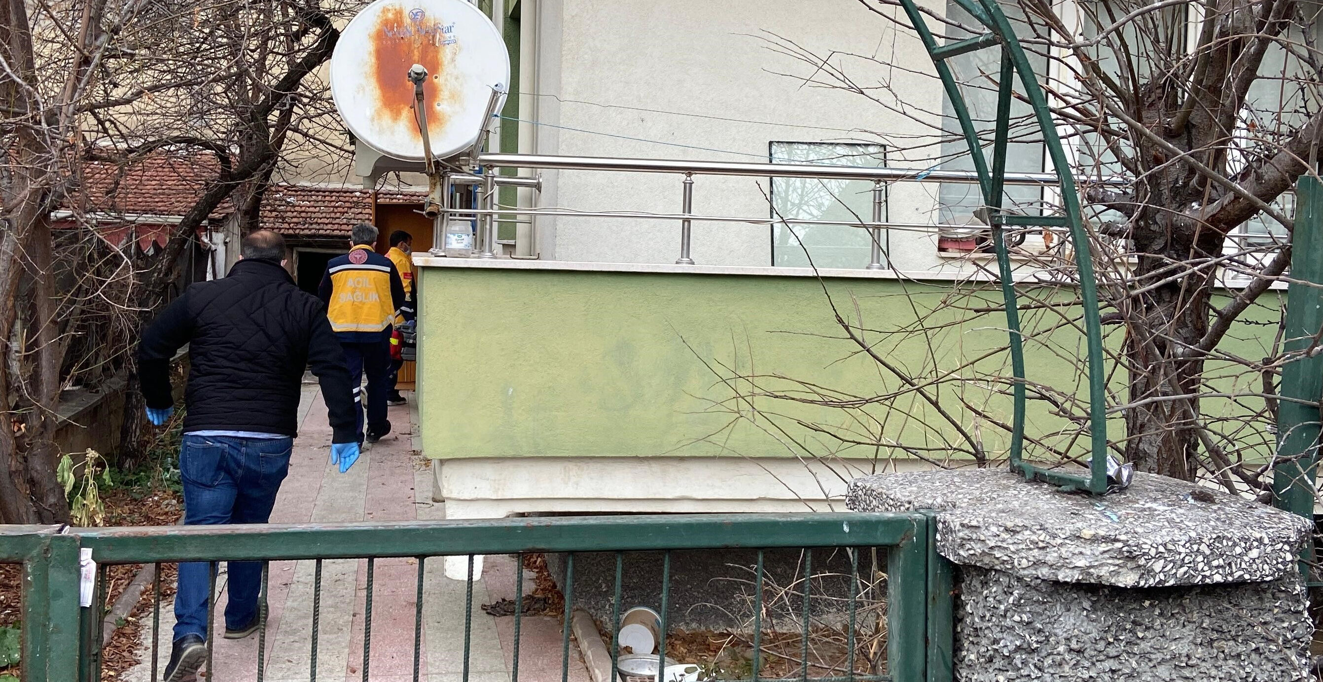 Haber alınamıyordu! Evinde kafası parçalanmış halde ölü bulundu - 1. Resim