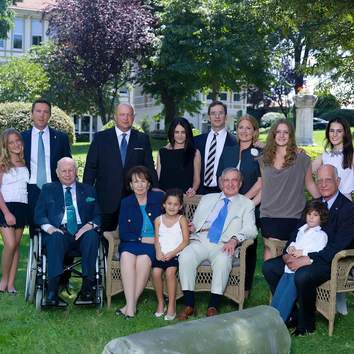 İş adamı İnan Kıraç 87 yaşında dünyaevine girdi! Evlatlık kızı 'babam istismar ediliyor, son vermem lazım' dedi - 6. Resim