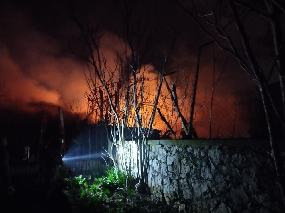 Kartal'da film platosunda yangın çıktı! - 1. Resim