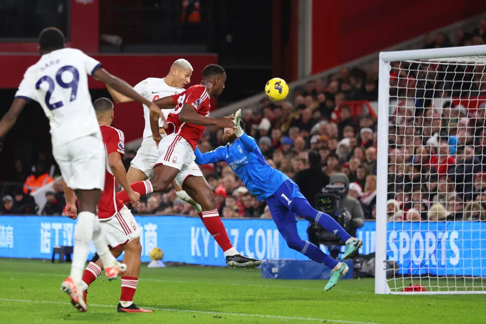 Nottingham Forest - Tottenham hangi kanalda, nereden izlenir, saat kaçta? Premier Lig 18. hafta karşılaşmasına geri sayım başladı! - 4. Resim