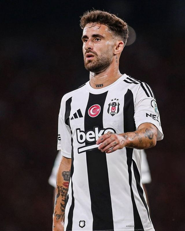 Rafa Silva'dan flaş ayrılık talebi! Beşiktaş yönetimi şaştı kaldı Rafa Silva'dan flaş ayrılık talebi! Beşiktaş yönetimi şaştı kaldı - 4. Resim