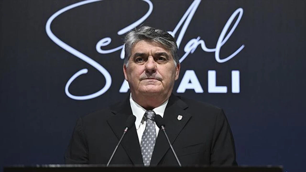 Süleyman Seba Spor Kompleksi’ne Beşiktaş arması asıldı! - 2. Resim