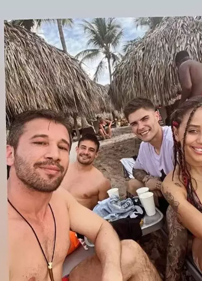 Survivor için geri sayım başladı! Dominik'ten bomba paylaşım Survivor için geri sayım başladı! Dominik'ten bomba paylaşım - 3. Resim