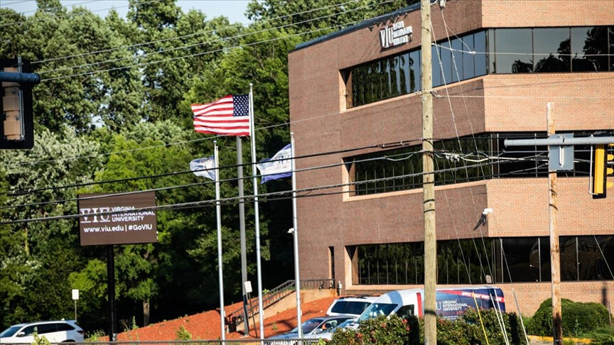 ABD'de öğrenciler paniğe kapıldı! ''Trump göreve başlamadan dönün'' çağrısı - 3. Resim