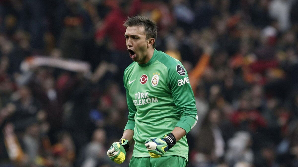 Galatasaray yönetimi kararını verdi! Muslera sezon sonunda ayrılıyor mu? - 1. Resim
