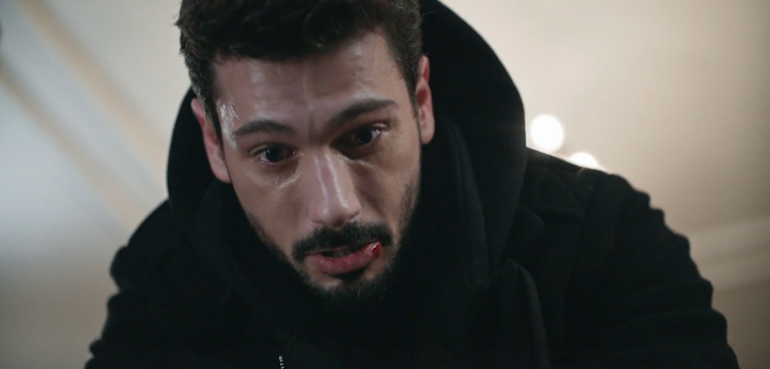 Hudutsuz Sevda final mi yapıyor, yeni bölüm ne zaman? Hudutsuz Sevda son bölüm izleyenleri şaşırttı! - 2. Resim