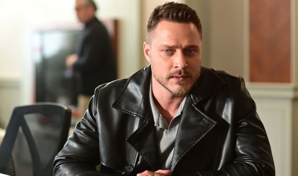 Oyuncu Burak Çelik evlendi! İşte müstakbel eşi... - 1. Resim