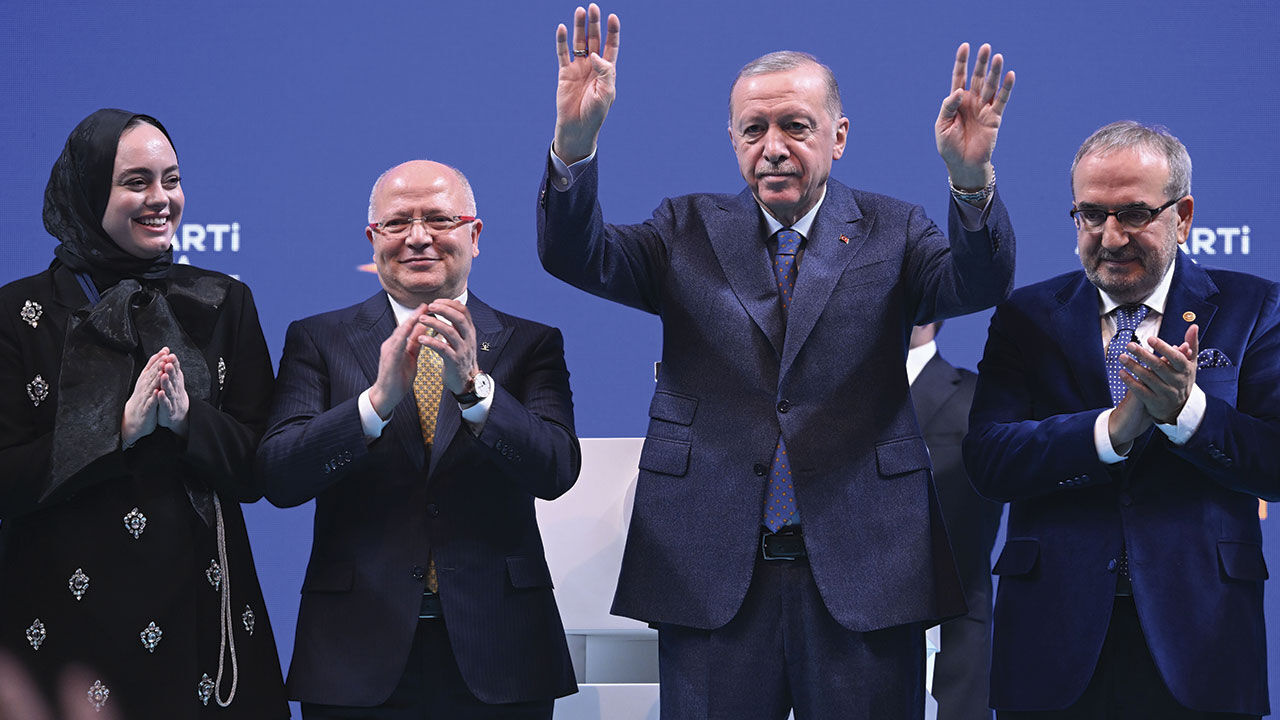 Cumhurbaşkanı Erdoğan'dan sosyal konut projesi müjdesi: Sabit gelirli vatandaşlarımızı konut sahibi yapacağız - 1. Resim