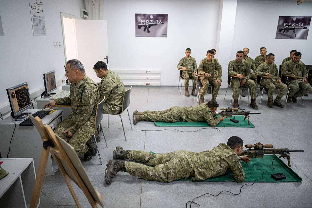 En iyi Türk keskin nişancı uzmanları burada yetişiyor! TSK'nın keskin nişancıları 2 kilometreden tam isabetle vuruyor - 8. Resim