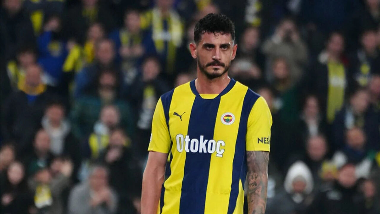 Fenerbahçe'de yaprak dökümü! Jose Mourinho 5 futbolcunun üzerini çizdi - 3. Resim