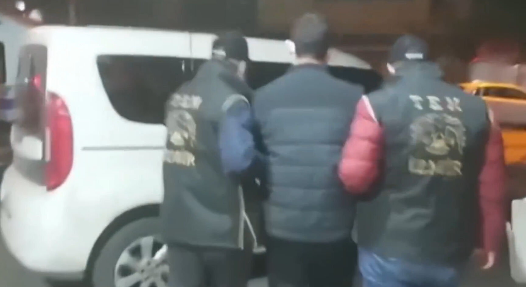 FETÖ'ye 27 ilde ağır darbe! Emniyet 93 şüpheliyi yakaladı - 2. Resim