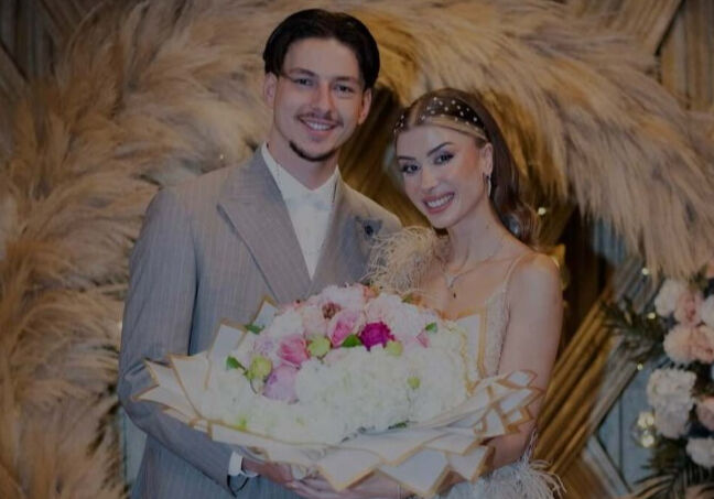 Genç futbolcu Enis Destan nişanlandı! Anne Gül Destan geline demediğini bırakmadı - 1. Resim