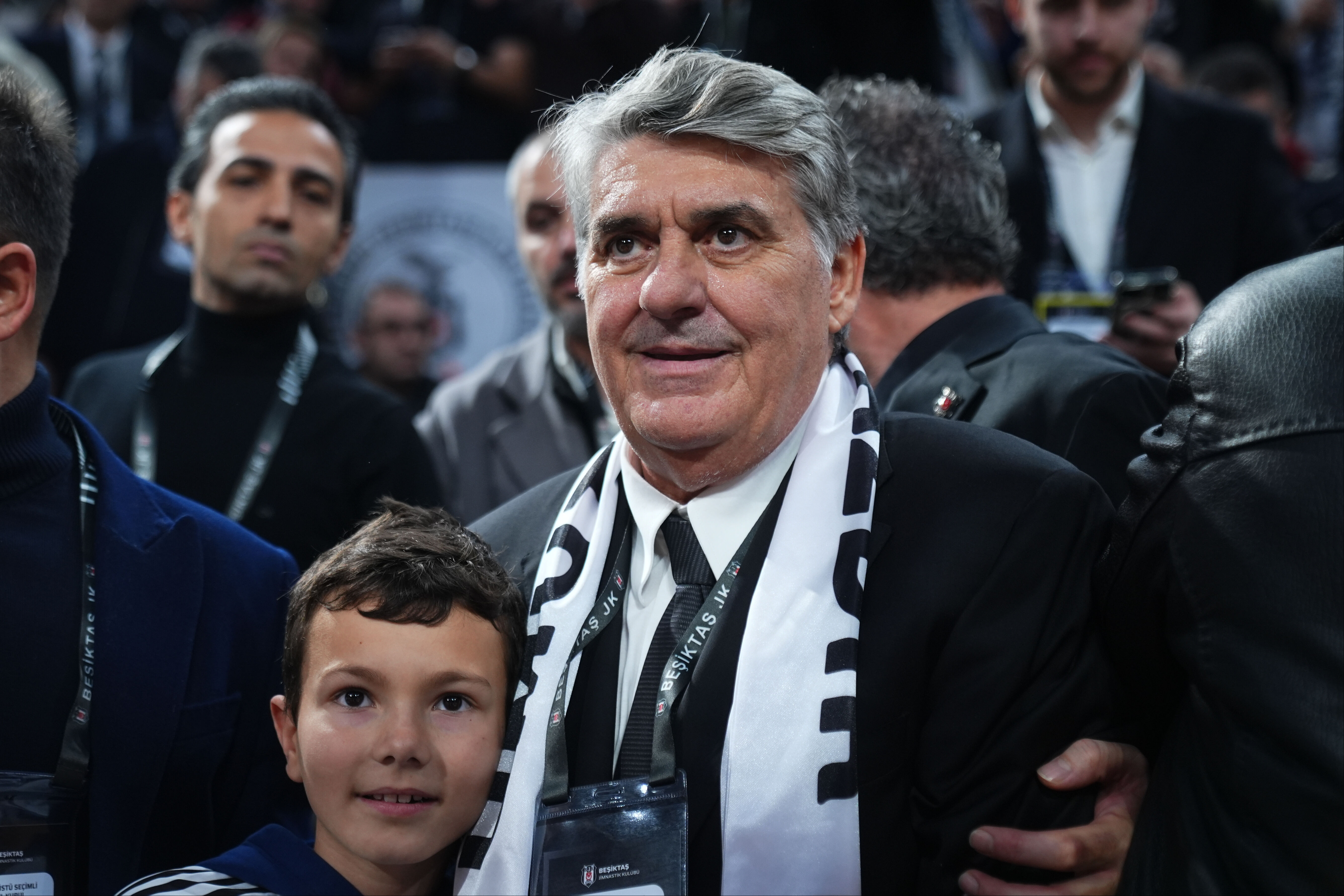 Beşiktaş'ın yeni başkanı Serdal Adalı'dan ilk açıklama: 