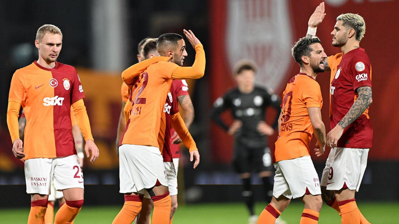 Hakim Ziyech Galatasaray'ı şoke eden talebini açıkladı! Yönetim hareketi geçti Hakim Ziyech Galatasaray'ı şoke eden talebini açıkladı! Yönetim hareketi geçti - 3. Resim